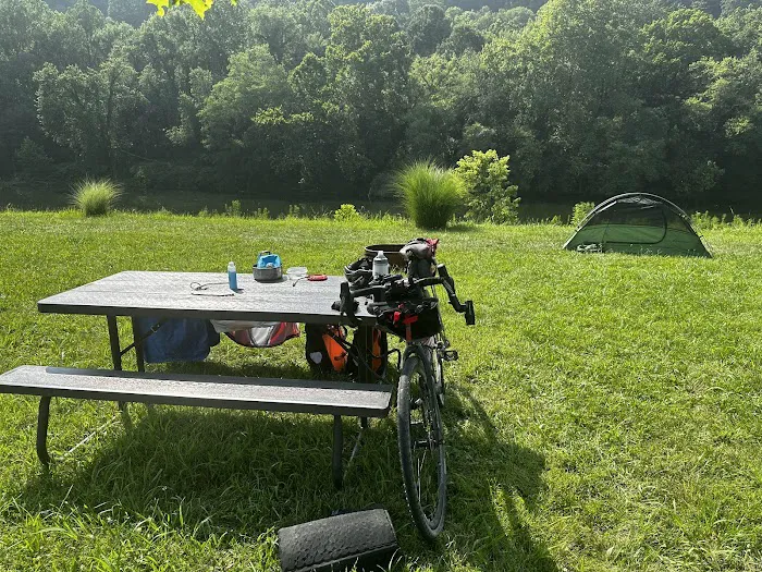 (1) HILLCREST RIVER CAMPGROUND (2) CANAL TUNNEL RIVER CAMPGROUND Picture 4