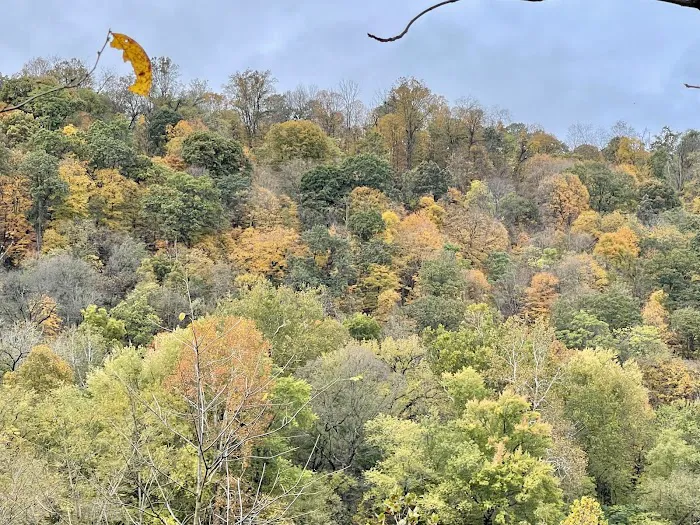 (1) HILLCREST RIVER CAMPGROUND (2) CANAL TUNNEL RIVER CAMPGROUND Picture 6