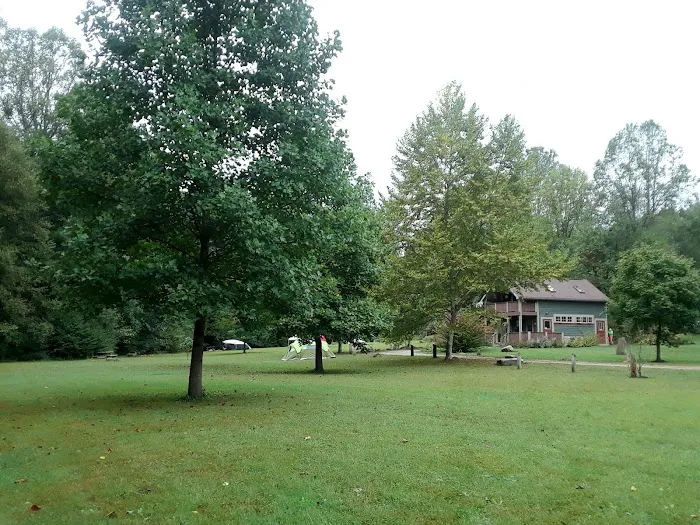 Paddler's Lane Campground Picture 10