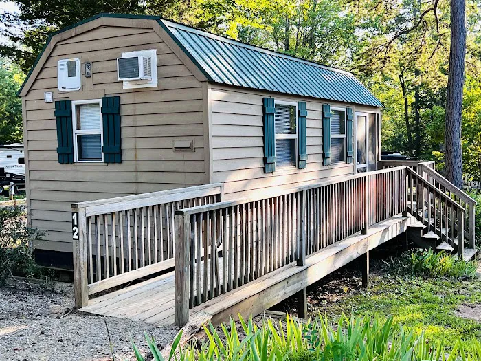 Cozy Acres Family Campground Picture 5