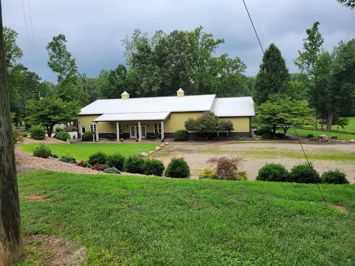 Cozy Acres Family Campground Picture 9