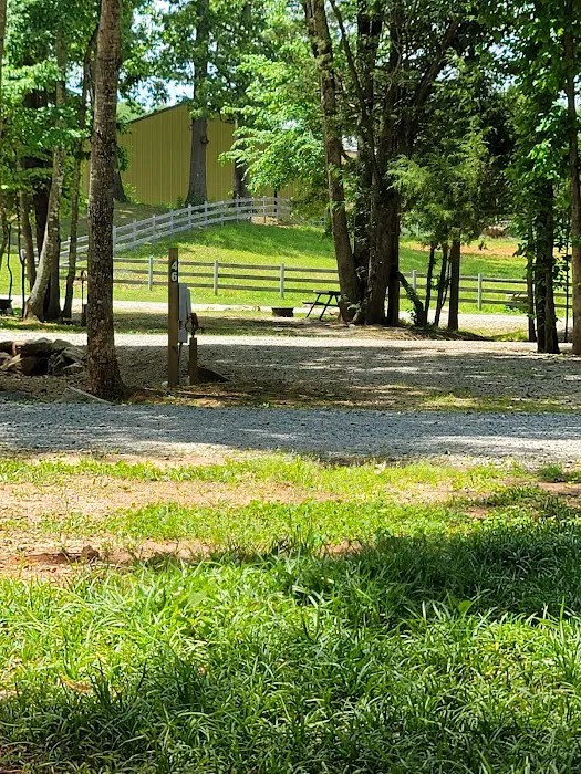 Cozy Acres Family Campground Picture 10