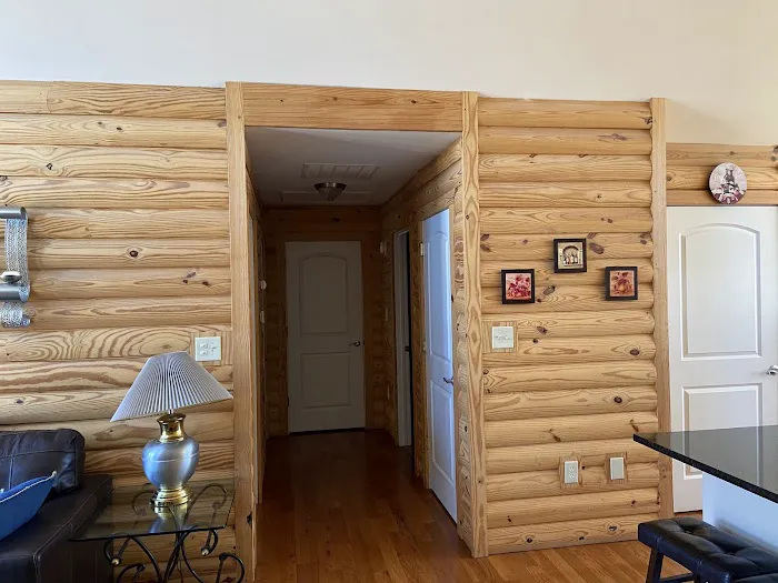 Eagle Rock Cabin Picture 4