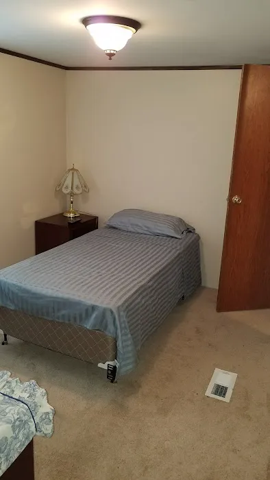 Carter's Cove Campground Picture 2