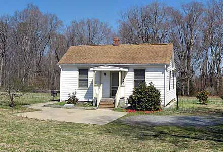 The Osborne House Cabin 3 Picture 1