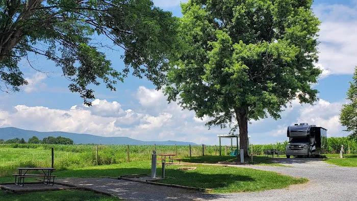 Spacious Skies Campgrounds - Shenandoah Views Picture 9
