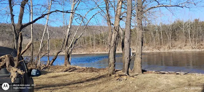 Todd and Angie's River Lot Picture 5