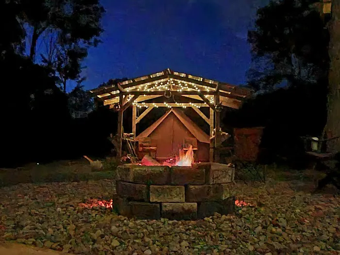 Grateful Glamp Picture 6