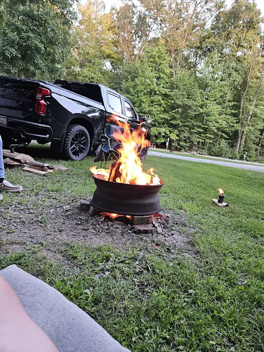 Cozy Oaks RV Resort Picture 8