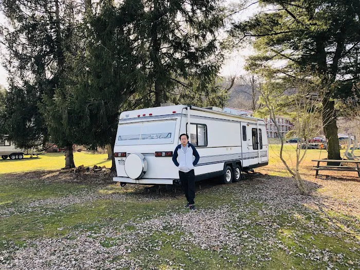 Smith's Landing Campground Picture 5