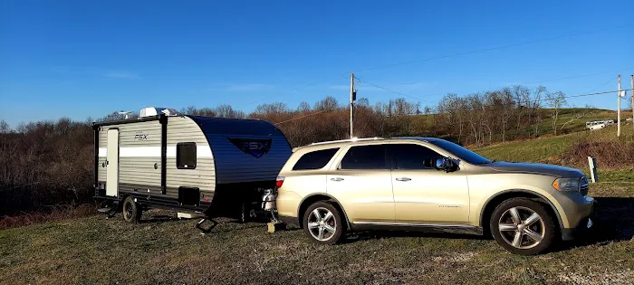 Ernies Acres Campground Picture 6