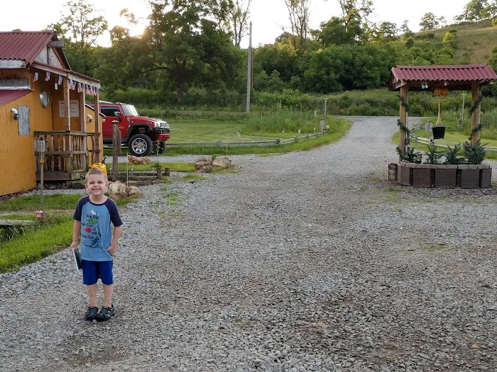 Saffron Valley Campground & Cabins, LLC Picture 4