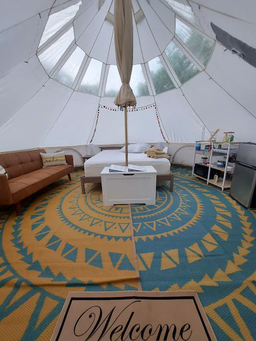 Creekside Haven at the Farm Picture 3