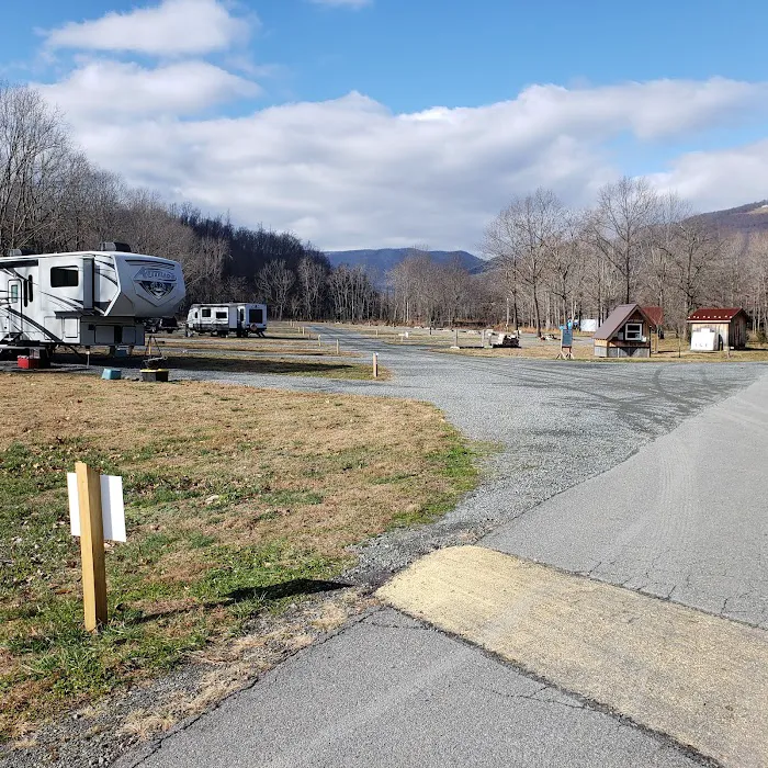 Devils Backbone Camp Picture 10