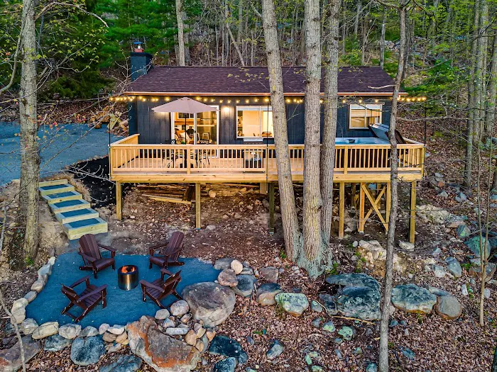 Rocky Mountain Cabin by Positive Stays Picture 1