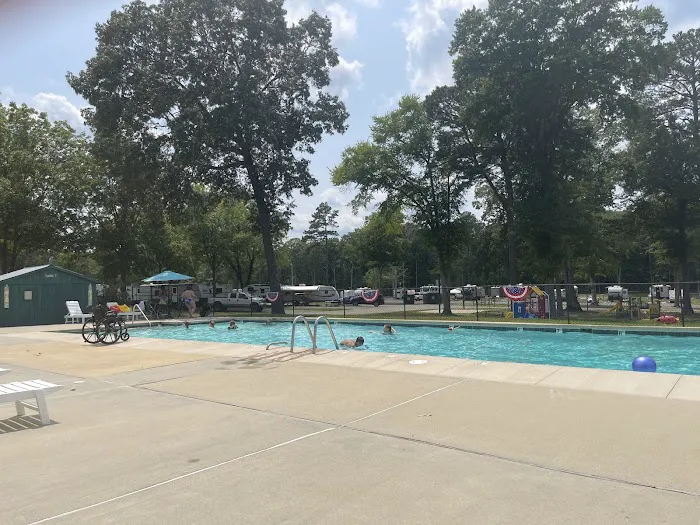 Isle of Wight Family Campground Picture 4