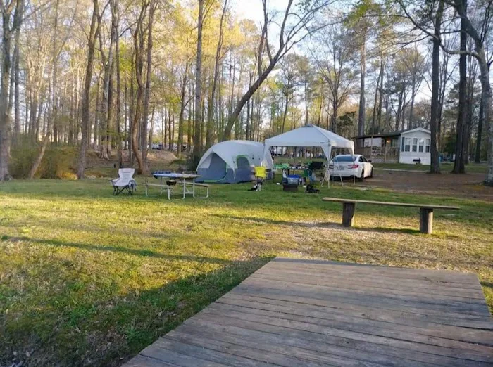 Isle of Wight Family Campground Picture 6