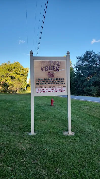 Maple Creek Cottage Picture 1