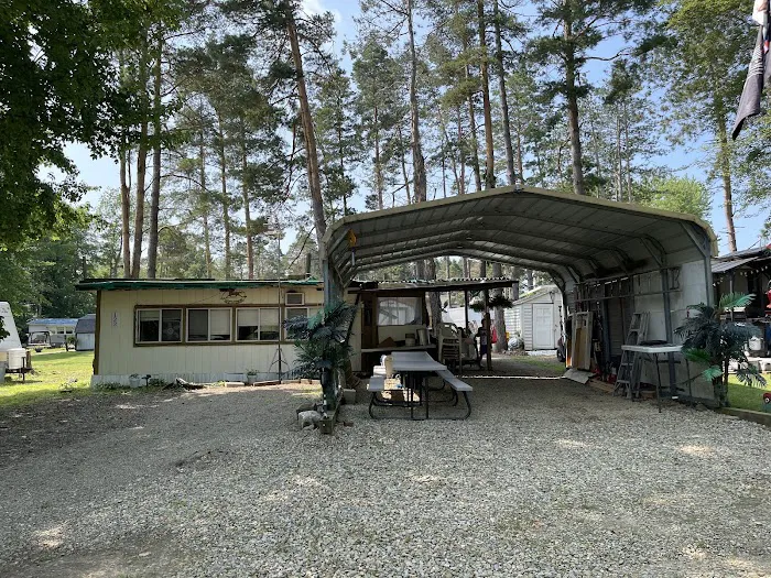 Runamuck Campground & RV Supply Picture 7