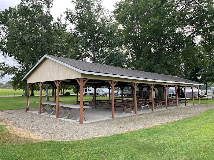 A.R.U. Marina & Campgrounds Picture 5