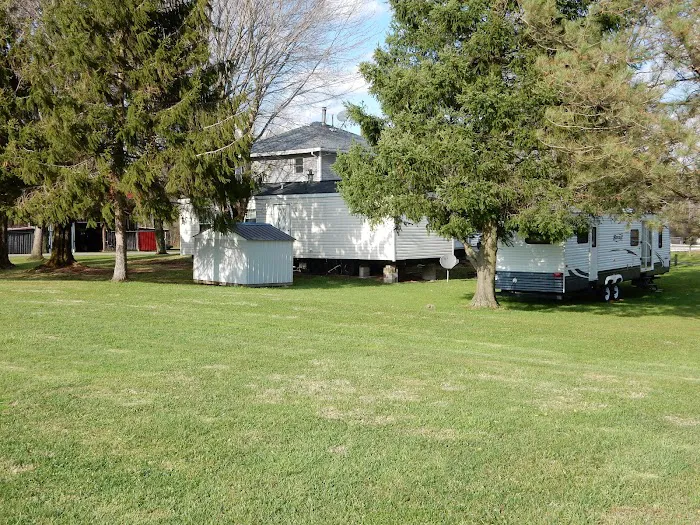 The Great Outdoors Family Campground Picture 6