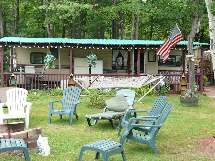 Mac's Camping Area Picture 6
