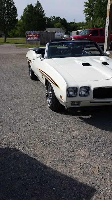 Shangri-LA by the Lake Campgroud Picture 5