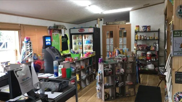 Shangri-LA by the Lake Campgroud Picture 8