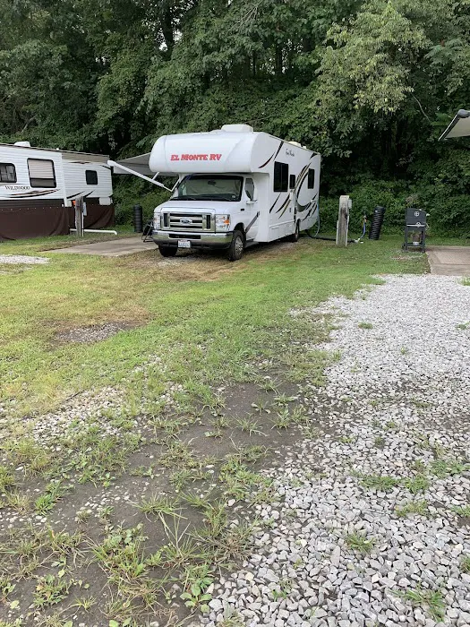 Firehouse RV Campgrounds Picture 4