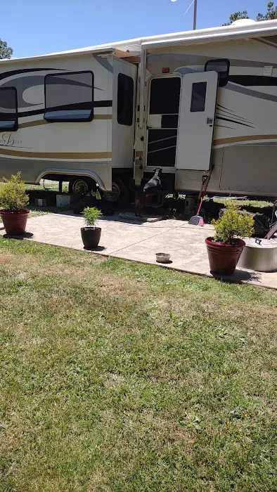 Joe Bottom's Camping Picture 6