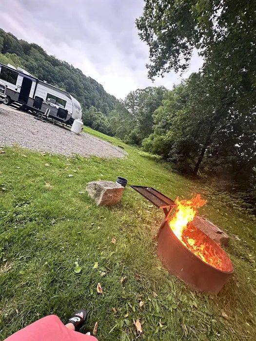 Joe Bottom's Camping Picture 8