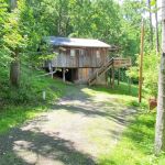 The Hillside Cabin @ Cole's Greene Acres Farm
