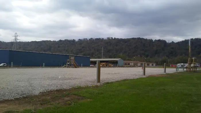 Riverfront Park RV Campground Picture 3