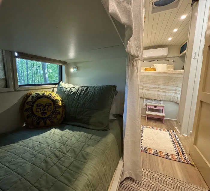 Sweet Springs Glamping Picture 5