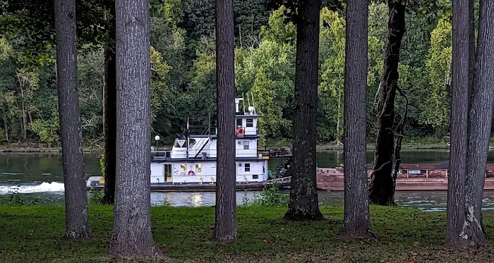 Two Rivers Campground & Marina Picture 9