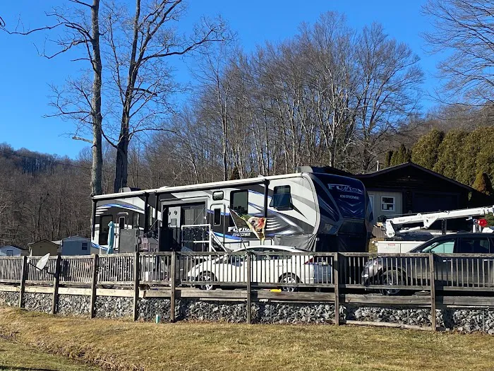 Morgantown Campground Picture 10