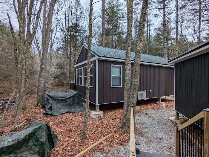 Tyebello Cabin Picture 3