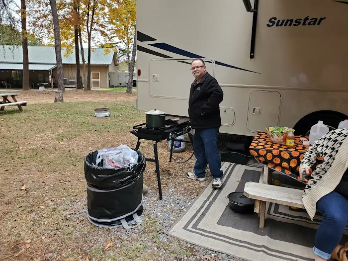 Stoney Creek Resort and Campground Picture 1