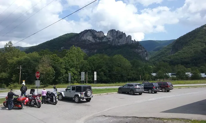 Eagle Rocks Campground Picture 8