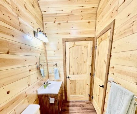 Brushy Mountain Cabin