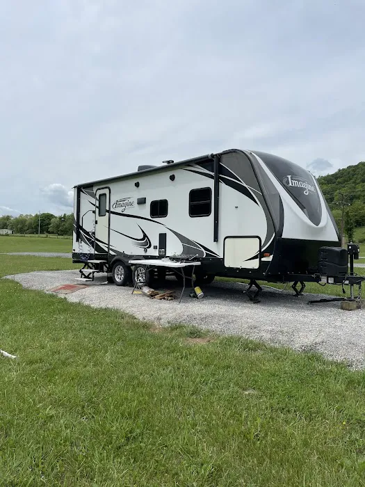 Smalltown Campsites, LLC Picture 8