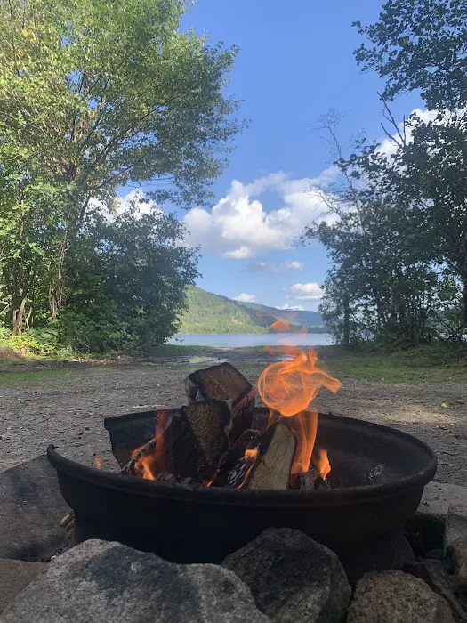Natanis Point Campground Picture 6