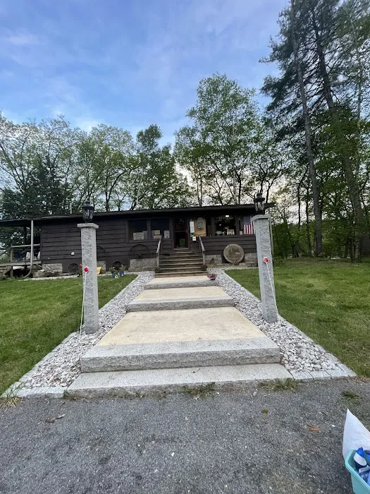 Evergreens Campground & Restaurant Picture 5