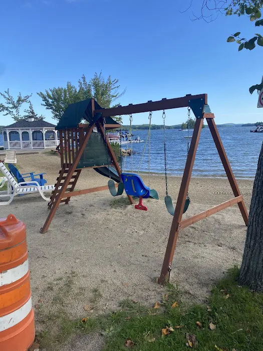 Birches Lakeside Campground Picture 7