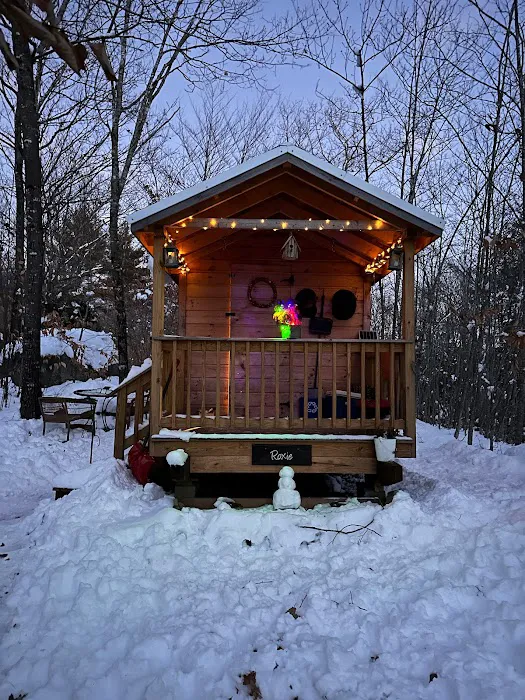 Tiny Cabins of Maine Picture 7