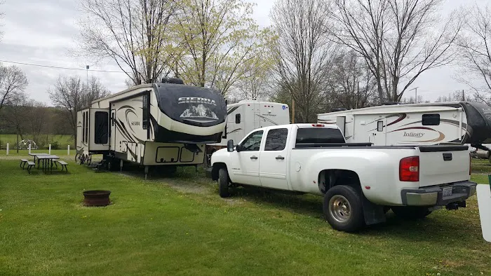 Crawford's Camping Park Picture 2