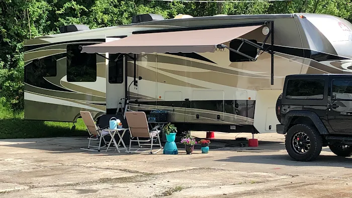 Riverside Campground RV Park Picture 4