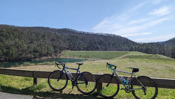 Todd Lake Recreation Area Campground Picture 3
