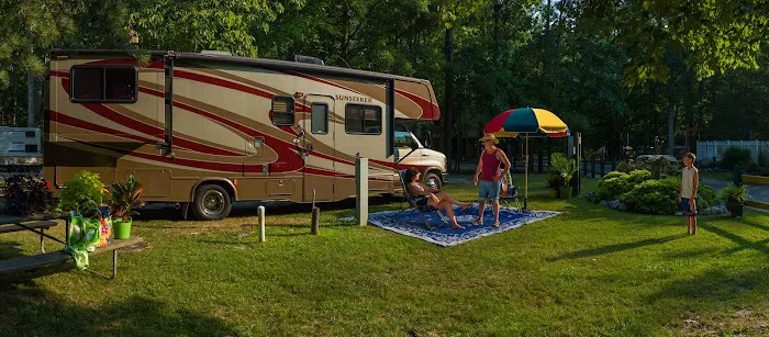 Holiday Trav-L-Park Picture 9