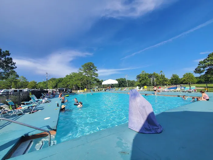 Virginia Beach KOA Holiday Picture 3